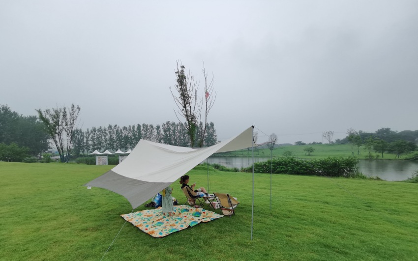 Camping solo, carane nggawe kanopi piyambak?